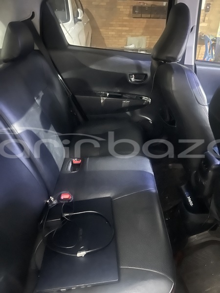 Big with watermark toyota vitz dhaka dhaka 10454