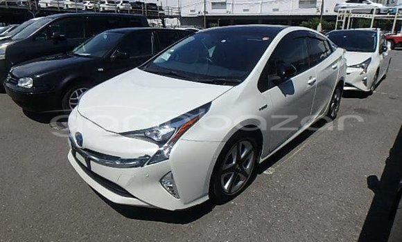কেনা ব্যবহৃত Toyota Prius White গাড়ী মধ্যে ঢাকা মধ্যে Dhaka কেনা ব্যবহৃত Toyota Prius White গাড়ী মধ্যে ঢাকা মধ্যে Dhaka