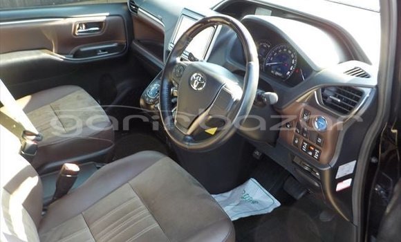 কেনা ব্যবহৃত Toyota Esquire Black গাড়ী মধ্যে ঢাকা মধ্যে Dhaka কেনা ব্যবহৃত Toyota Esquire Black গাড়ী মধ্যে ঢাকা মধ্যে Dhaka