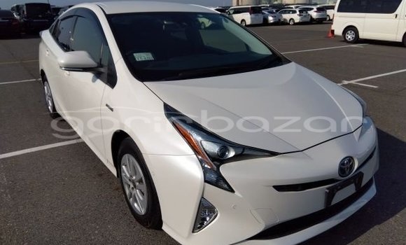 Buy Used 2018 Toyota Prius in Dhaka, Dhaka Buy Used 2018 Toyota Prius in Dhaka, Dhaka