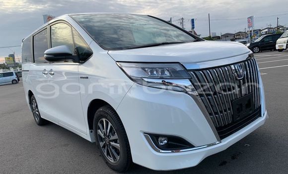 Buy Used 2018 Toyota Hiace in Dhaka, Dhaka Buy Used 2018 Toyota Hiace in Dhaka, Dhaka