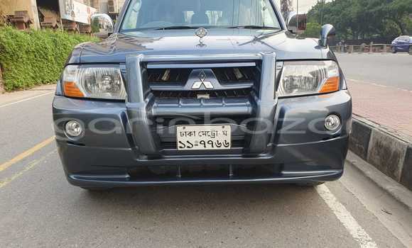 Buy Used 2006 Mitsubishi Pajero in Dhaka, Dhaka Buy Used 2006 Mitsubishi Pajero in Dhaka, Dhaka