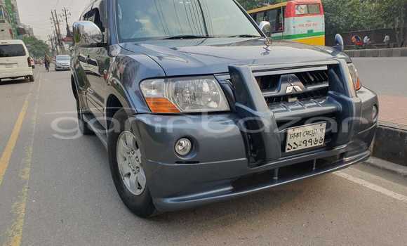 Buy Used 2006 Mitsubishi Pajero in Dhaka, Dhaka Buy Used 2006 Mitsubishi Pajero in Dhaka, Dhaka