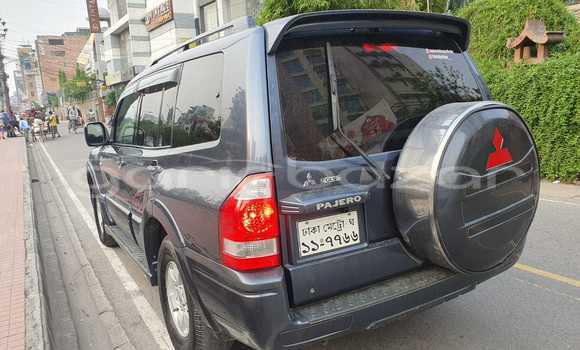Buy Used 2006 Mitsubishi Pajero in Dhaka, Dhaka Buy Used 2006 Mitsubishi Pajero in Dhaka, Dhaka
