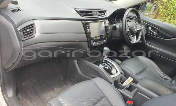 Buy Import 2018 Nissan X-Trail in Dhaka, Dhaka Buy Import 2018 Nissan X-Trail in Dhaka, Dhaka