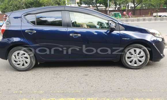 কেনা আমদানি Toyota AQUA Blue গাড়ী মধ্যে ঢাকা মধ্যে Dhaka কেনা আমদানি Toyota AQUA Blue গাড়ী মধ্যে ঢাকা মধ্যে Dhaka