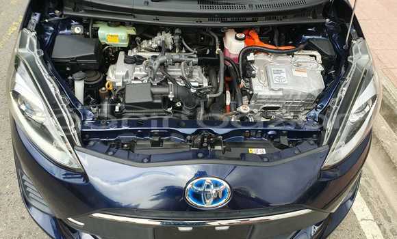 কেনা আমদানি Toyota AQUA Blue গাড়ী মধ্যে ঢাকা মধ্যে Dhaka কেনা আমদানি Toyota AQUA Blue গাড়ী মধ্যে ঢাকা মধ্যে Dhaka