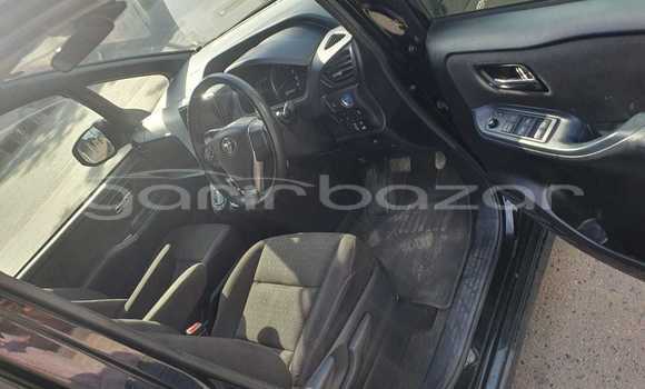 Buy Import 2017 Toyota Noah in Dhaka, Dhaka Buy Import 2017 Toyota Noah in Dhaka, Dhaka