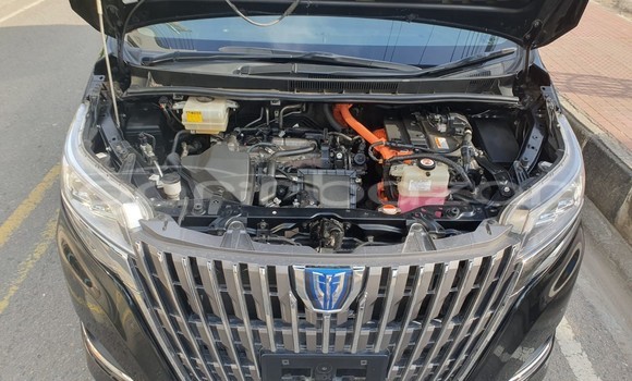 Buy Import 2017 Toyota Noah in Dhaka, Dhaka Buy Import 2017 Toyota Noah in Dhaka, Dhaka