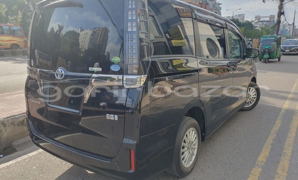 Buy Import 2017 Toyota Noah in Dhaka, Dhaka Buy Import 2017 Toyota Noah in Dhaka, Dhaka