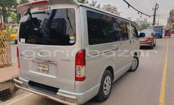 Buy Used 2012 Toyota Hiace gl in Dhaka, Dhaka Buy Used 2012 Toyota Hiace gl in Dhaka, Dhaka