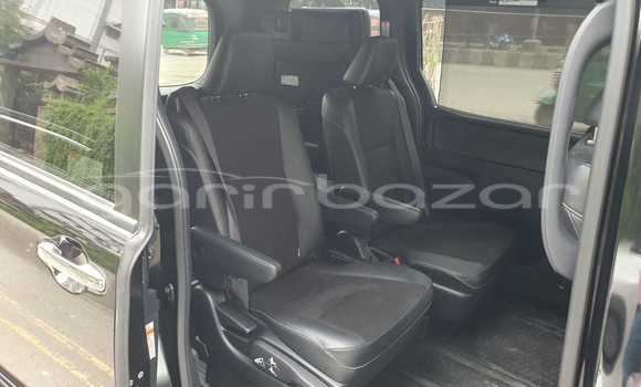 Buy Import 2018 Toyota Noha si in Dhaka, Dhaka Buy Import 2018 Toyota Noha si in Dhaka, Dhaka