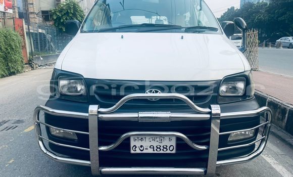 Buy Used 2007 Toyota Noah in Dhaka, Dhaka Buy Used 2007 Toyota Noah in Dhaka, Dhaka