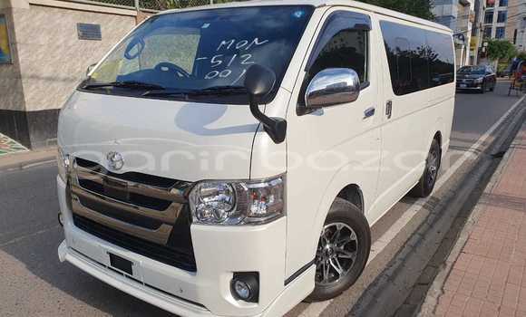 Buy Used 2018 Toyota Hiace super gl in Dhaka, Dhaka Buy Used 2018 Toyota Hiace super gl in Dhaka, Dhaka