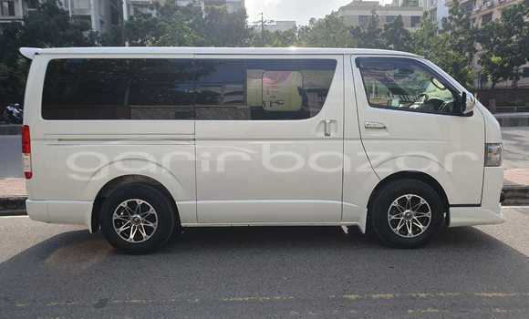 Buy Used 2018 Toyota Hiace super gl in Dhaka, Dhaka Buy Used 2018 Toyota Hiace super gl in Dhaka, Dhaka