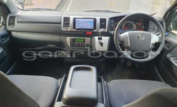 Buy Import 2018 Toyota Hiace super gl in Dhaka, Dhaka Buy Import 2018 Toyota Hiace super gl in Dhaka, Dhaka
