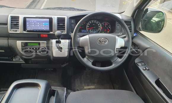 Buy Import 2018 Toyota Hiace super gl in Dhaka, Dhaka Buy Import 2018 Toyota Hiace super gl in Dhaka, Dhaka