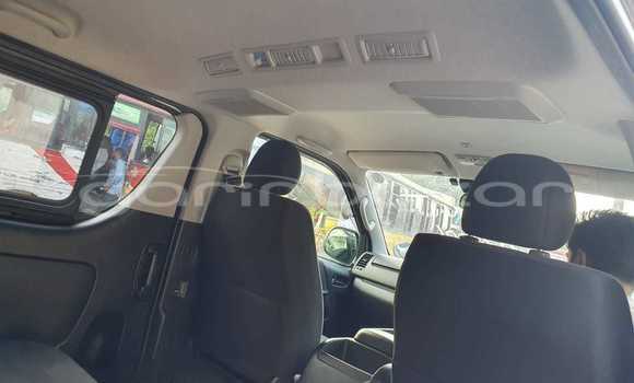 Buy Import 2018 Toyota Hiace super gl in Dhaka, Dhaka Buy Import 2018 Toyota Hiace super gl in Dhaka, Dhaka