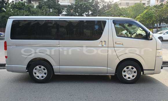 Buy Import 2018 Toyota Hiace super gl in Dhaka, Dhaka Buy Import 2018 Toyota Hiace super gl in Dhaka, Dhaka