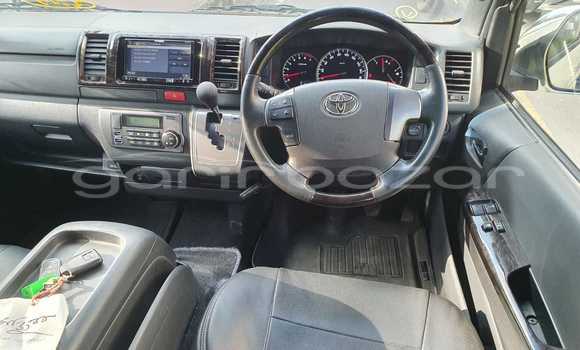 Buy Import 2019 Toyota Hiace super gl in Dhaka, Dhaka Buy Import 2019 Toyota Hiace super gl in Dhaka, Dhaka