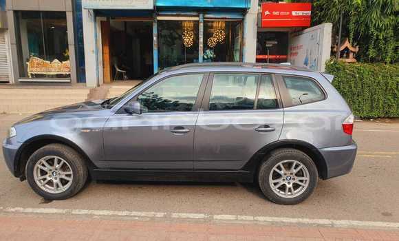 Buy Import 2003 BMW i3 in Dhaka, Dhaka Buy Import 2003 BMW i3 in Dhaka, Dhaka