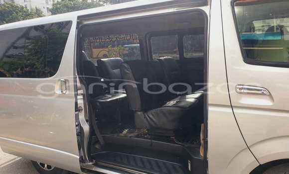 Buy Used 2018 Toyota Hiace super gl in Dhaka, Dhaka Buy Used 2018 Toyota Hiace super gl in Dhaka, Dhaka