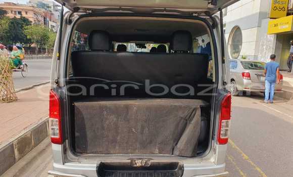 Buy Used 2018 Toyota Hiace super gl in Dhaka, Dhaka Buy Used 2018 Toyota Hiace super gl in Dhaka, Dhaka