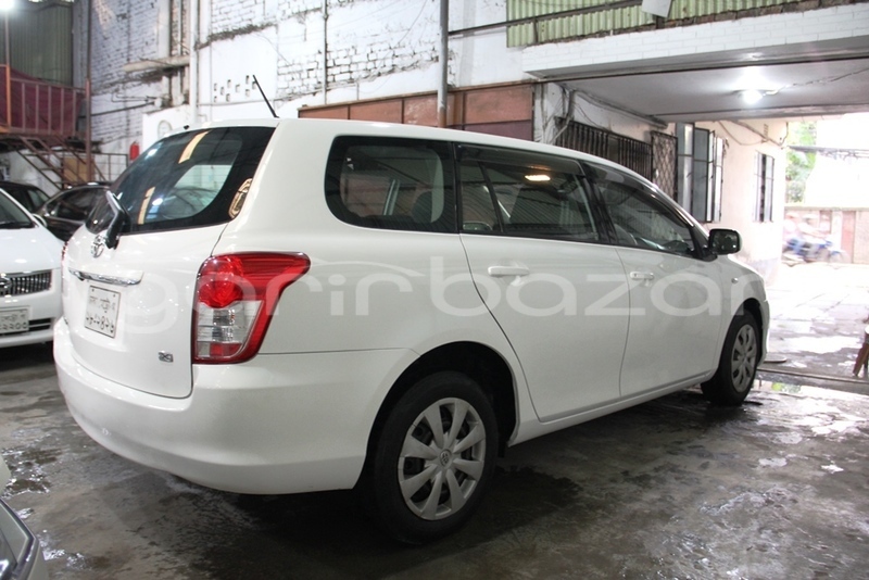 Big with watermark toyota fielder dhaka dhaka 10628