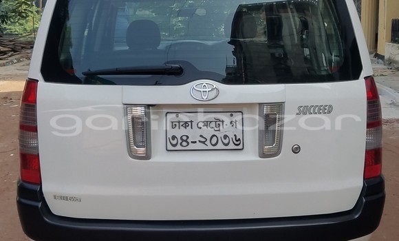 Buy Used 2012 Toyota Succeed in Dhaka, Dhaka Buy Used 2012 Toyota Succeed in Dhaka, Dhaka