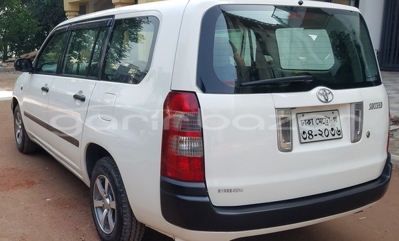 Buy Used 2012 Toyota Succeed in Dhaka, Dhaka Buy Used 2012 Toyota Succeed in Dhaka, Dhaka