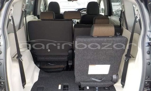 Buy Used 2018 Toyota Sienta in Badarganj, Rangpur Buy Used 2018 Toyota Sienta in Badarganj, Rangpur
