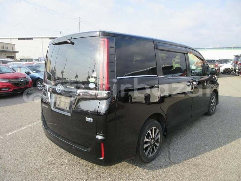 Big with watermark toyota esquire dhaka dhaka 83979