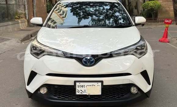 Buy Used 2017 Toyota CHR in Dhaka, Dhaka Buy Used 2017 Toyota CHR in Dhaka, Dhaka