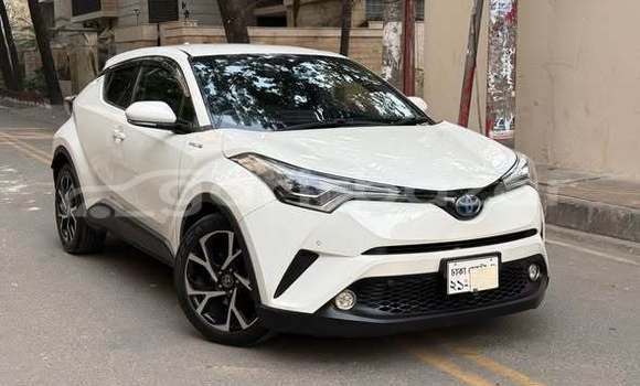 Buy Used 2017 Toyota CHR in Dhaka, Dhaka Buy Used 2017 Toyota CHR in Dhaka, Dhaka