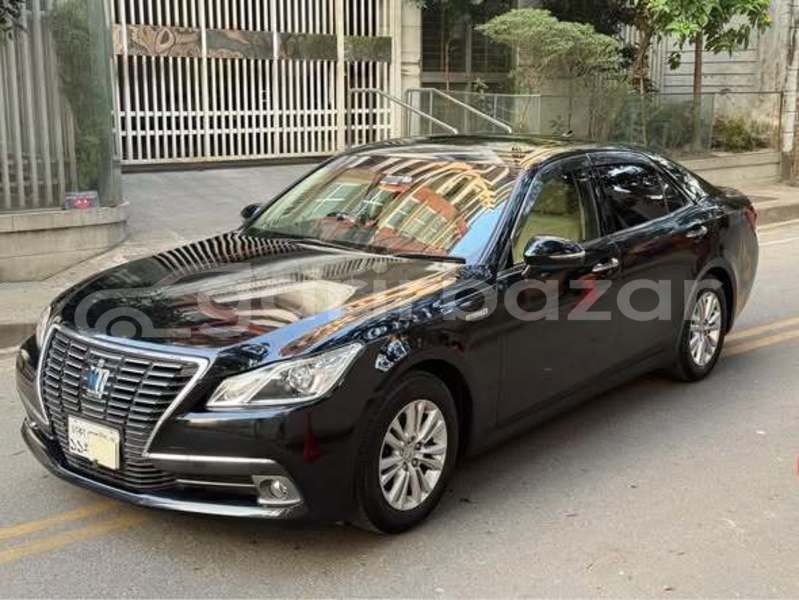 Big with watermark toyota crown dhaka dhaka 83990