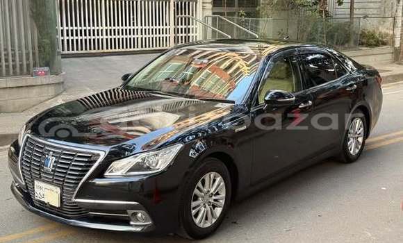 Buy Used 2013 Toyota Crown in Dhaka, Dhaka Buy Used 2013 Toyota Crown in Dhaka, Dhaka