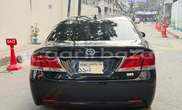 Buy Used 2013 Toyota Crown in Dhaka, Dhaka Buy Used 2013 Toyota Crown in Dhaka, Dhaka