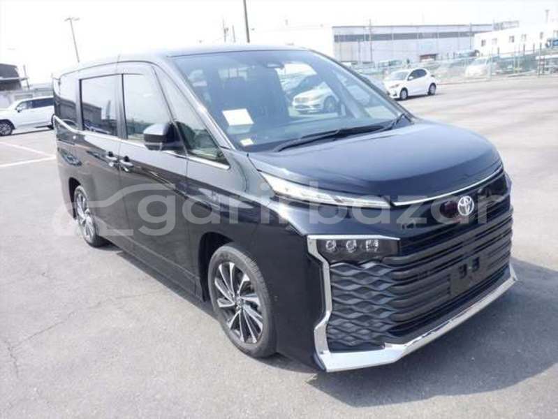 Big with watermark toyota voxy dhaka dhaka 84004