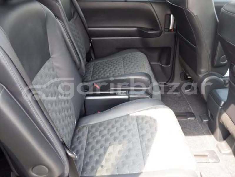 Big with watermark toyota voxy dhaka dhaka 84004