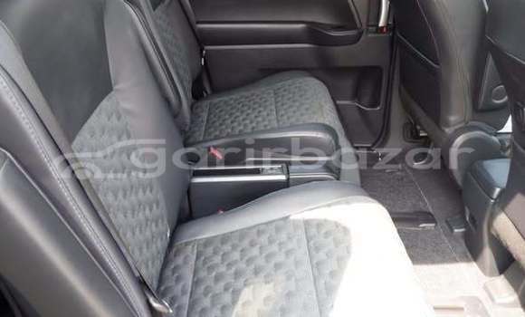 Buy Used 2022 Toyota Voxy in Dhaka, Dhaka Buy Used 2022 Toyota Voxy in Dhaka, Dhaka