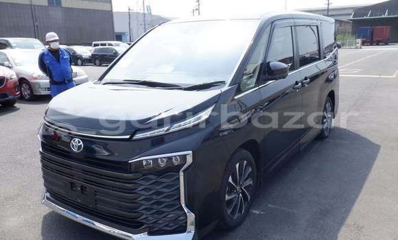 Buy Used 2022 Toyota Voxy in Dhaka, Dhaka Buy Used 2022 Toyota Voxy in Dhaka, Dhaka