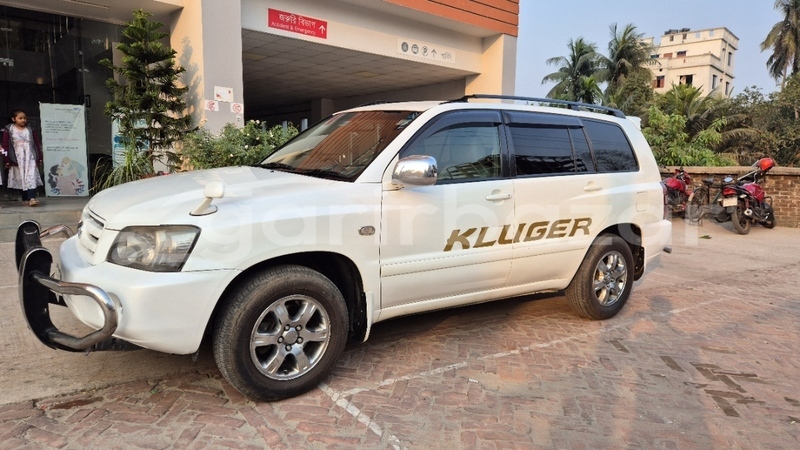 Big with watermark toyota kluger v package vvti 2004 chandpur chandpur 84016