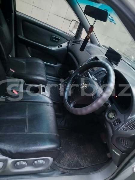Big with watermark toyota harrier dhaka dhaka 84037