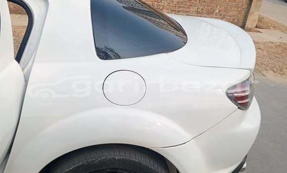 কিনুন ব্যবহৃত Mazda গাড়ী কিনুন ব্যবহৃত Mazda গাড়ী