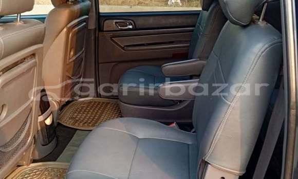 কিনুন ব্যবহৃত SsangYong গাড়ী কিনুন ব্যবহৃত SsangYong গাড়ী