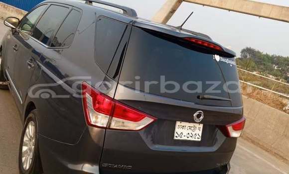 কিনুন ব্যবহৃত SsangYong গাড়ী কিনুন ব্যবহৃত SsangYong গাড়ী