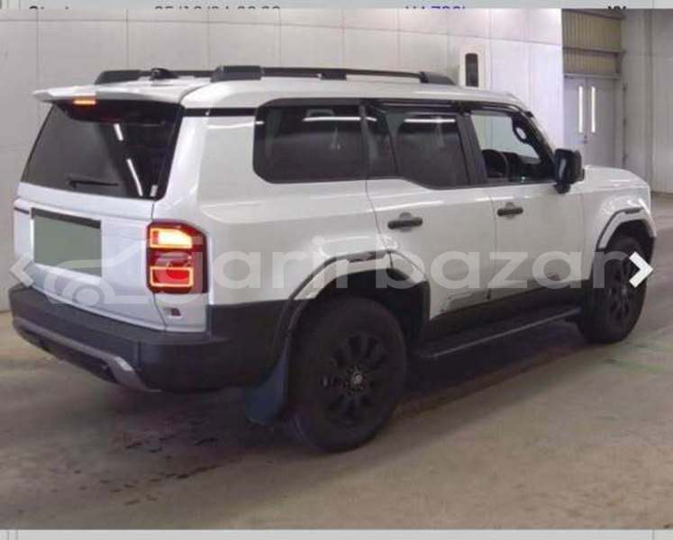 Big with watermark toyota land cruiser dhaka dhaka 84053