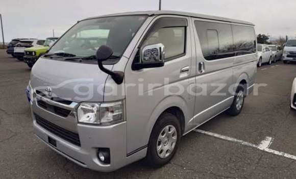 Buy Used 2018 Toyota Hiace in Dhaka, Dhaka Buy Used 2018 Toyota Hiace in Dhaka, Dhaka