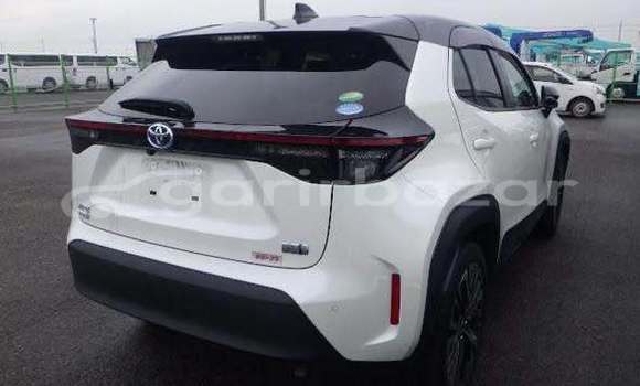 Buy Used 2020 Toyota Yaris in Dhaka, Dhaka Buy Used 2020 Toyota Yaris in Dhaka, Dhaka