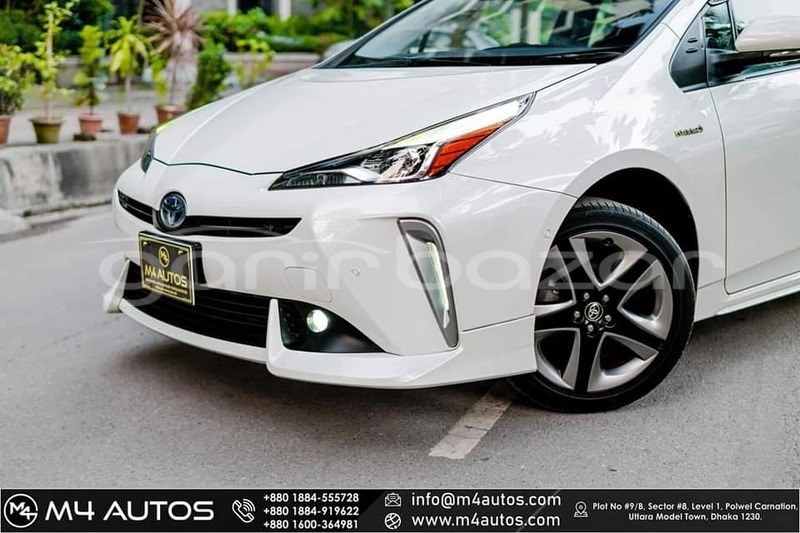 Big with watermark toyota prius kishorganj bajitpur 10666
